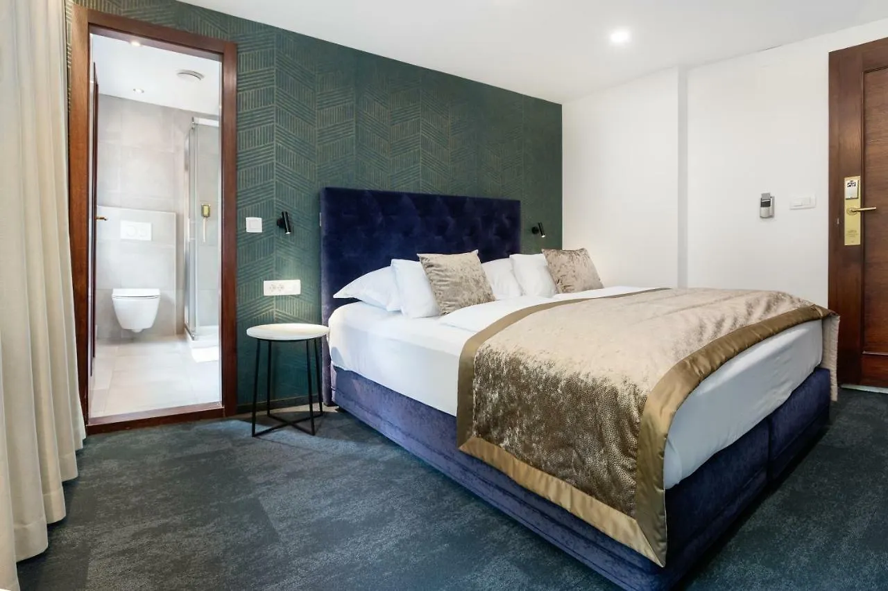 Garni Hotel Cirman