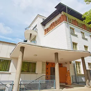 Saint Ignatius Retreat House Frühstückspension