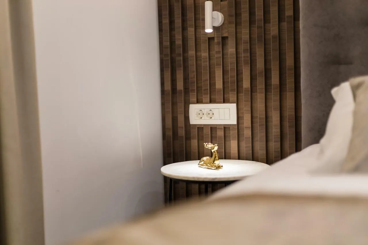 Garni Hotel Cirman Ljubljana 3*,