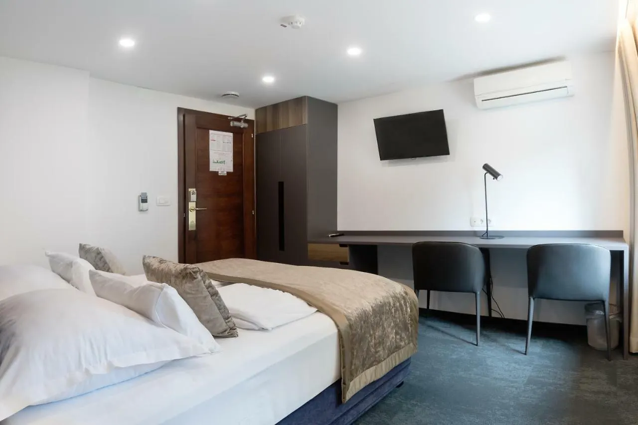 Garni Hotel Cirman Ljubljana